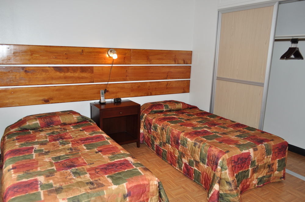 Mai'Ana Airport Plaza Aparthotel Tamuning Kültér fotó